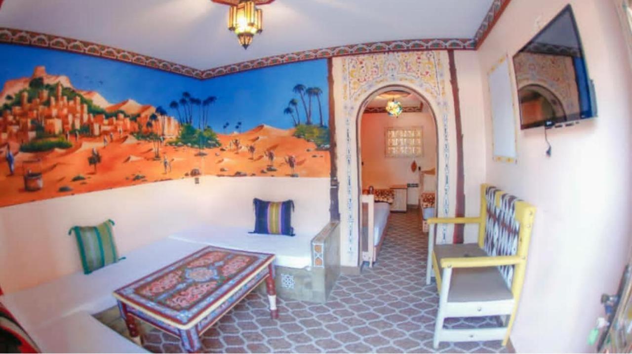 Complexe Rueda Hotel Ouslaf Luaran gambar