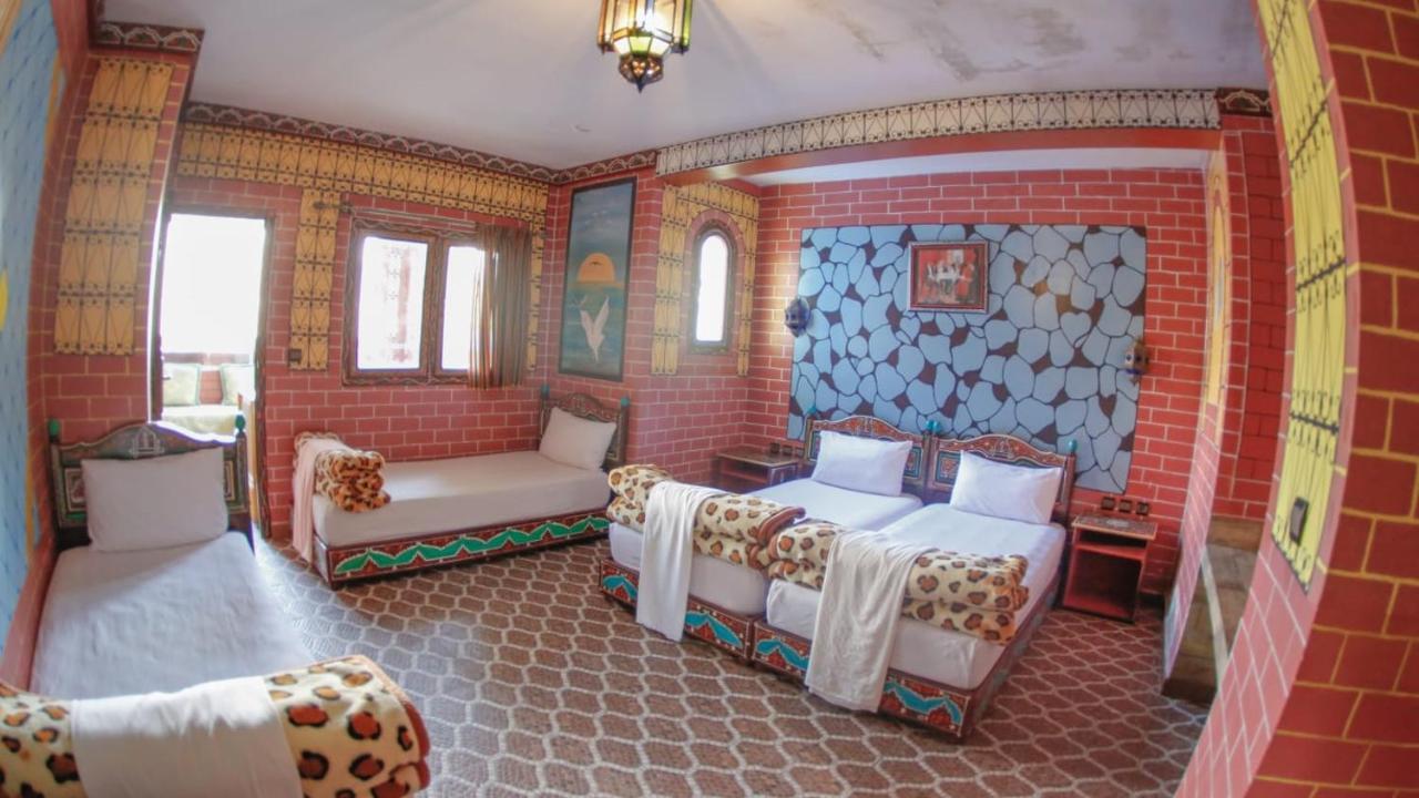 Complexe Rueda Hotel Ouslaf Luaran gambar