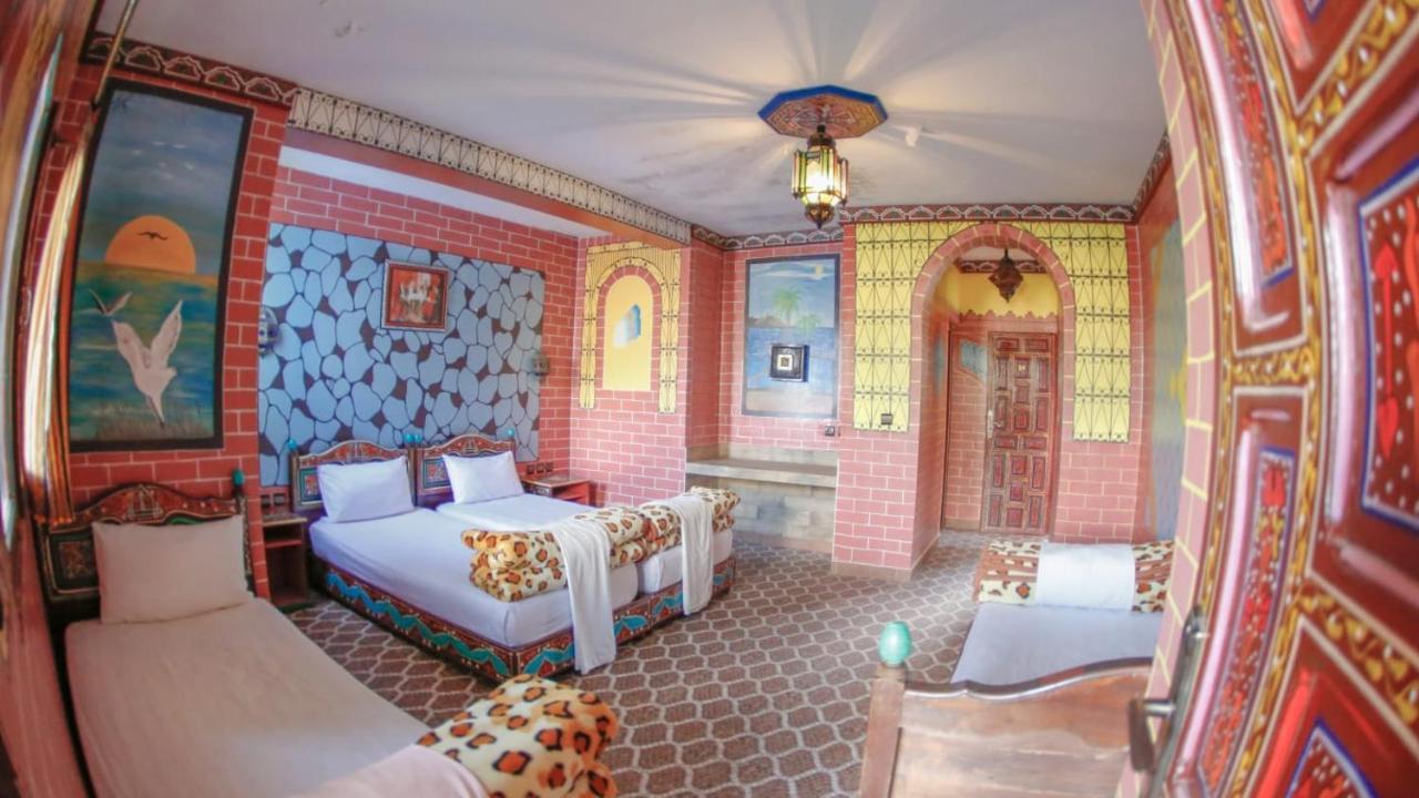 Complexe Rueda Hotel Ouslaf Luaran gambar